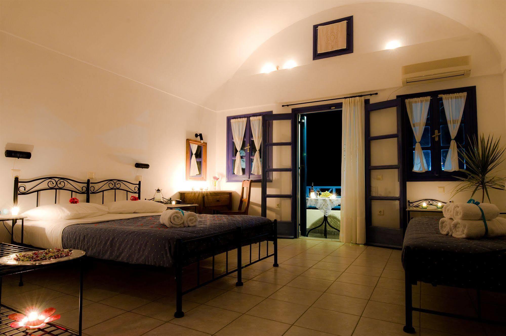 Irigeneia Hotel Perissa  Dış mekan fotoğraf