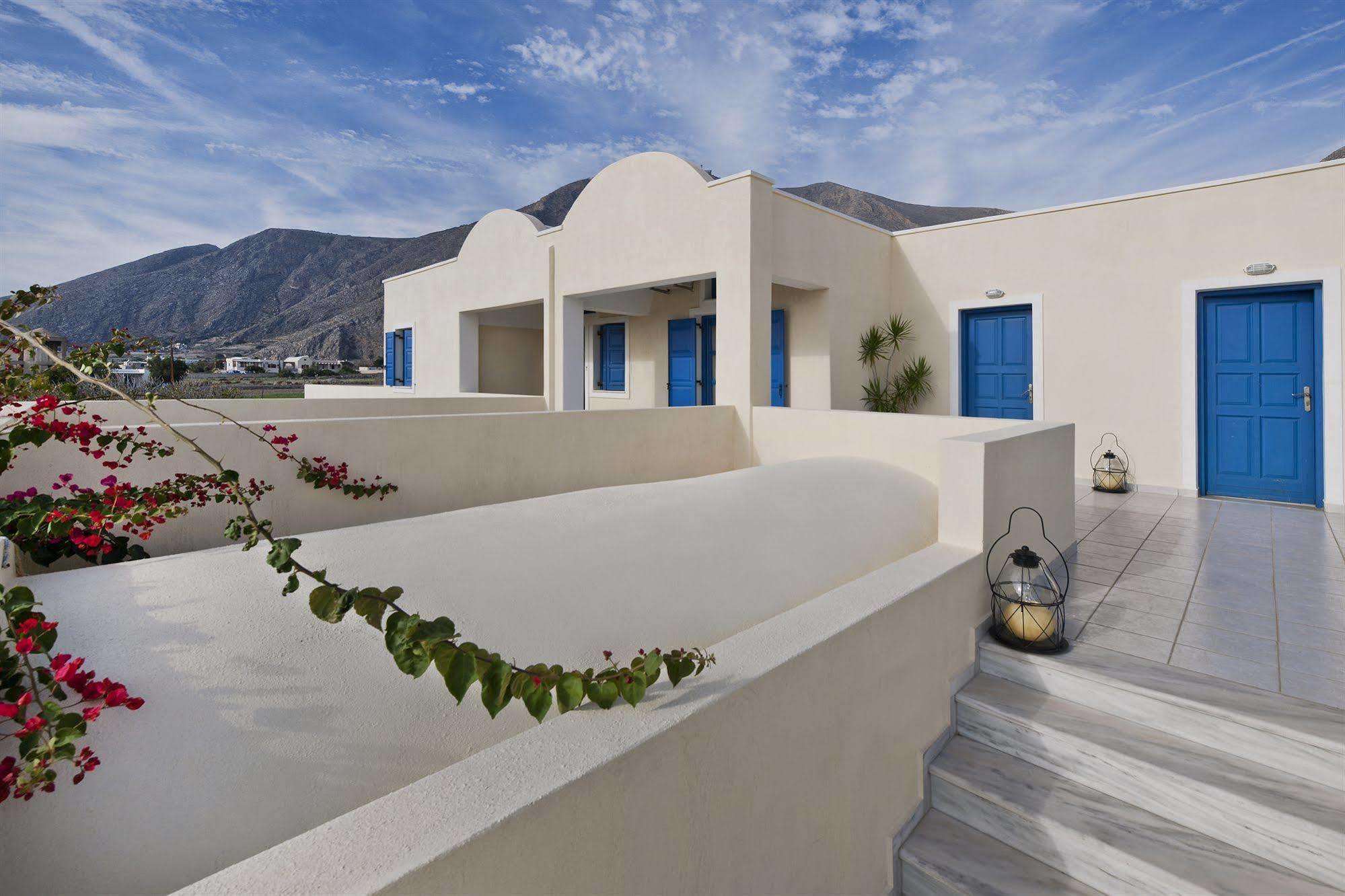 Irigeneia Hotel Perissa  Dış mekan fotoğraf