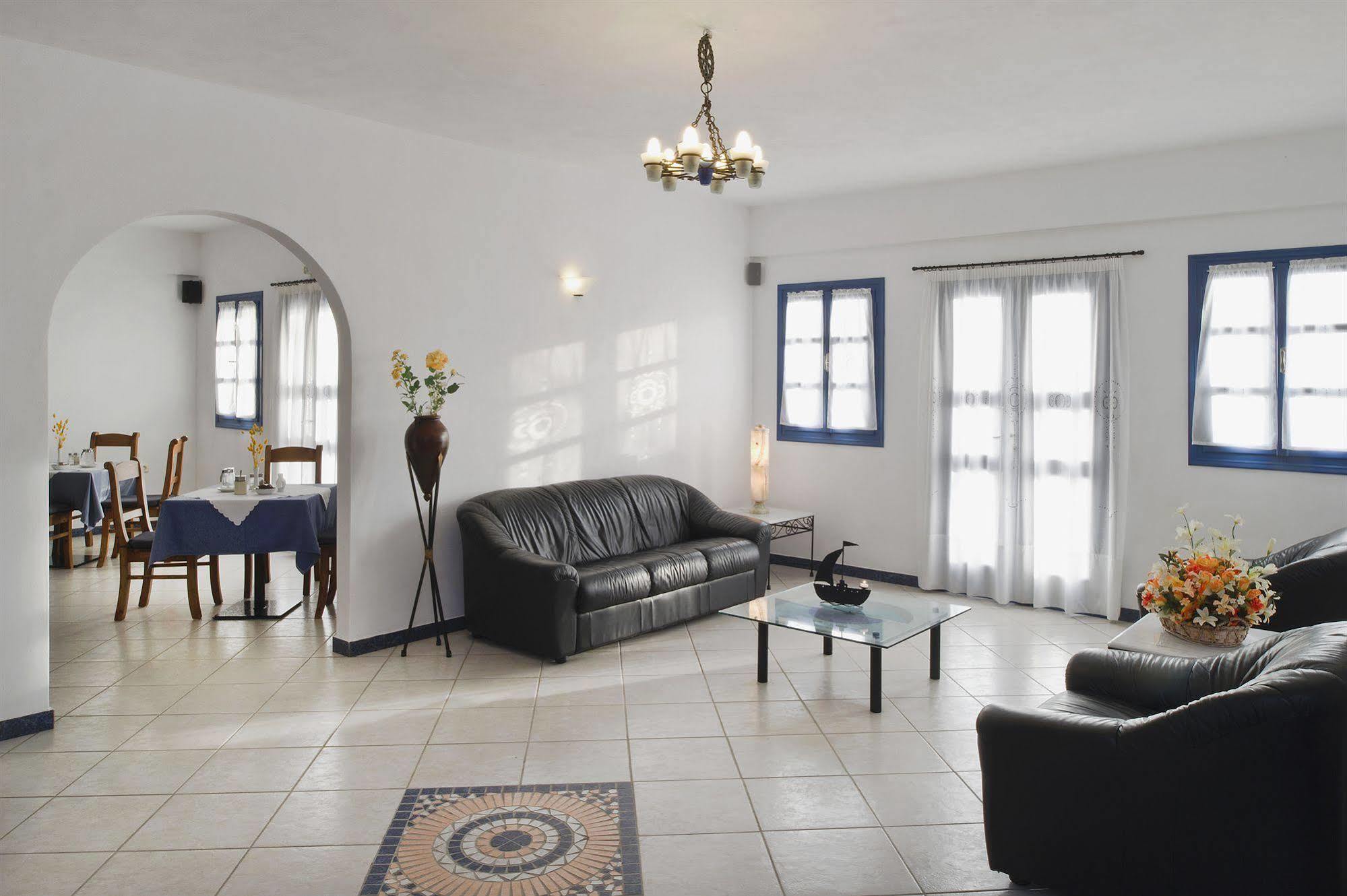 Irigeneia Hotel Perissa  Dış mekan fotoğraf